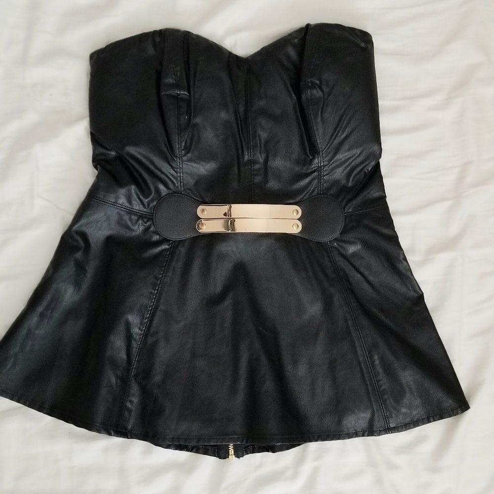 2B bebe top